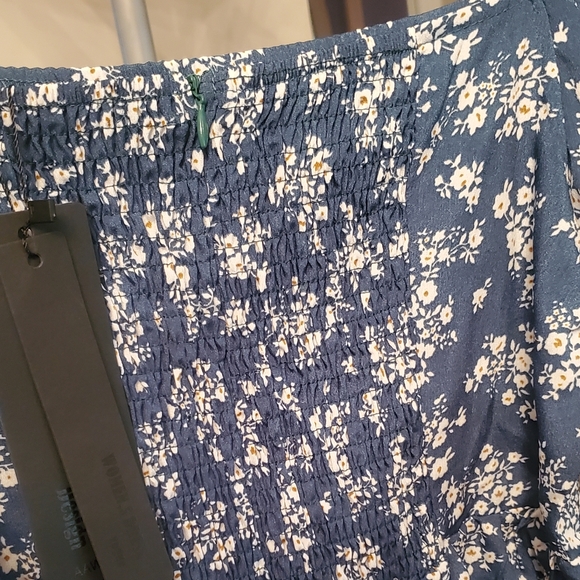 Green dress short sleeve flowers XL - Picture 4 of 6